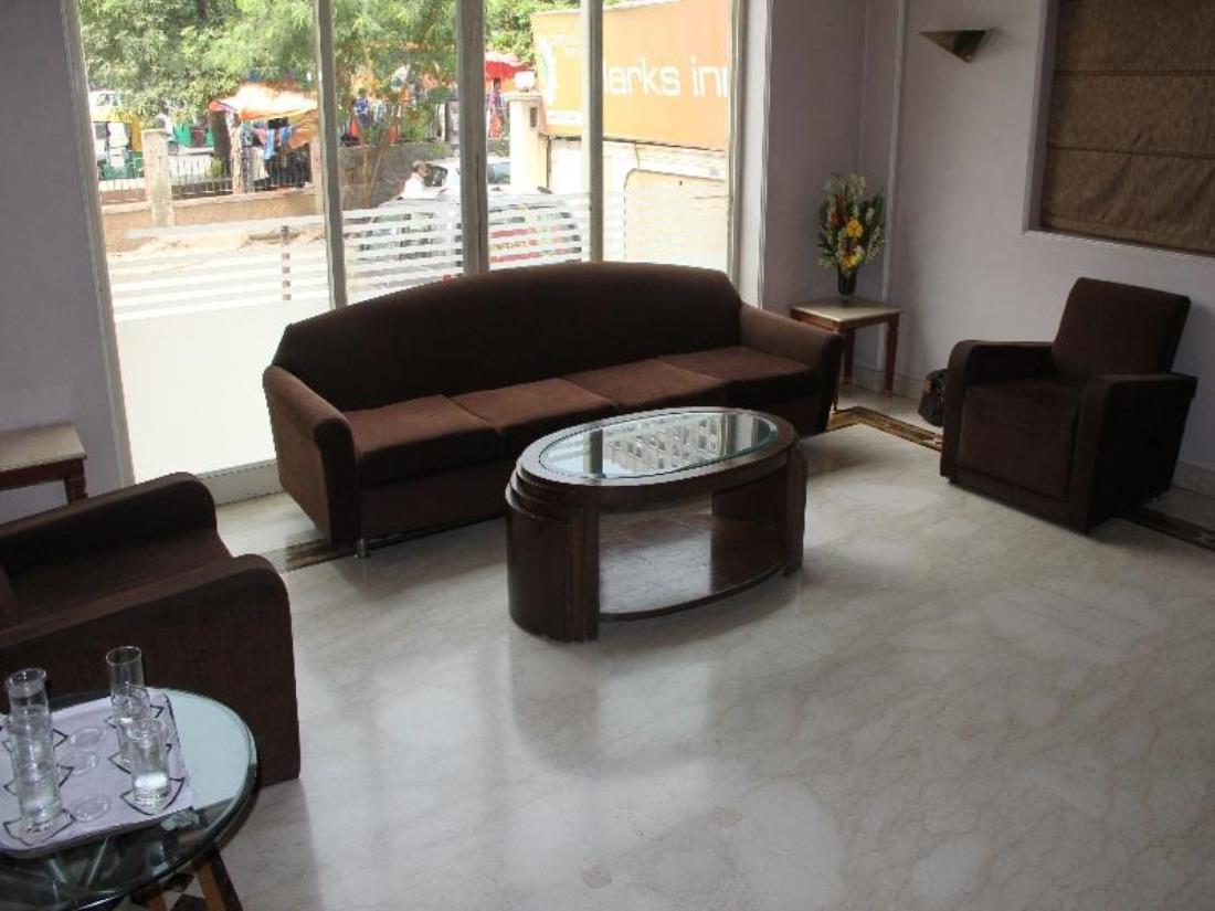 Clarks Inn Nehru Place Ню Делхи Екстериор снимка