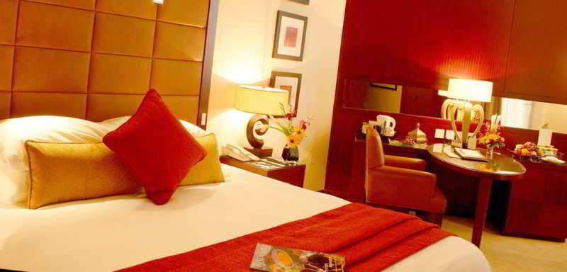 Clarks Inn Nehru Place Ню Делхи Екстериор снимка